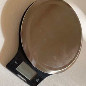 New in box Digital Kitchen Scale